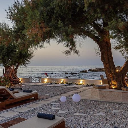 Villa Seashell -Wonderful Newly Renovated Villa On The Beach Galatás Екстериор снимка