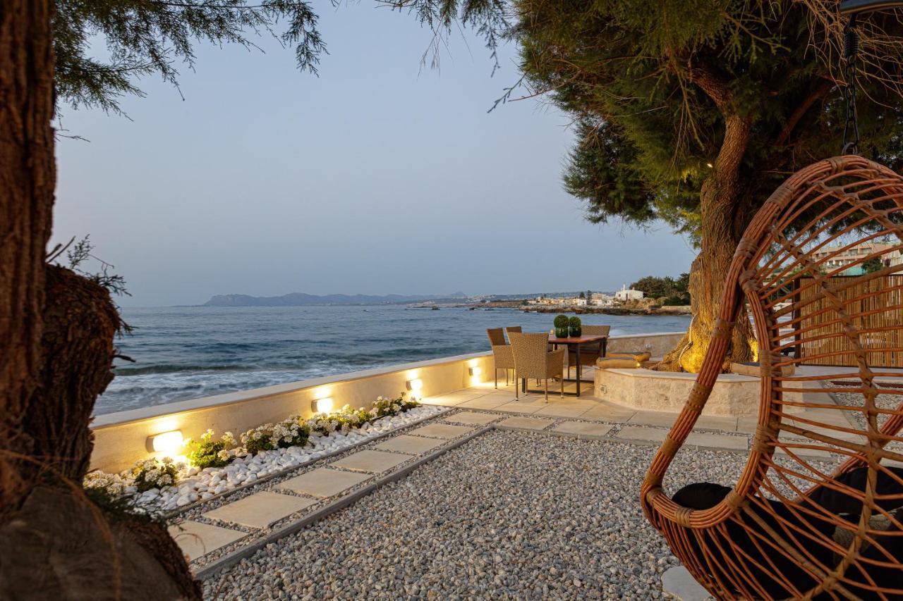 Villa Seashell -Wonderful Newly Renovated Villa On The Beach Galatás Екстериор снимка