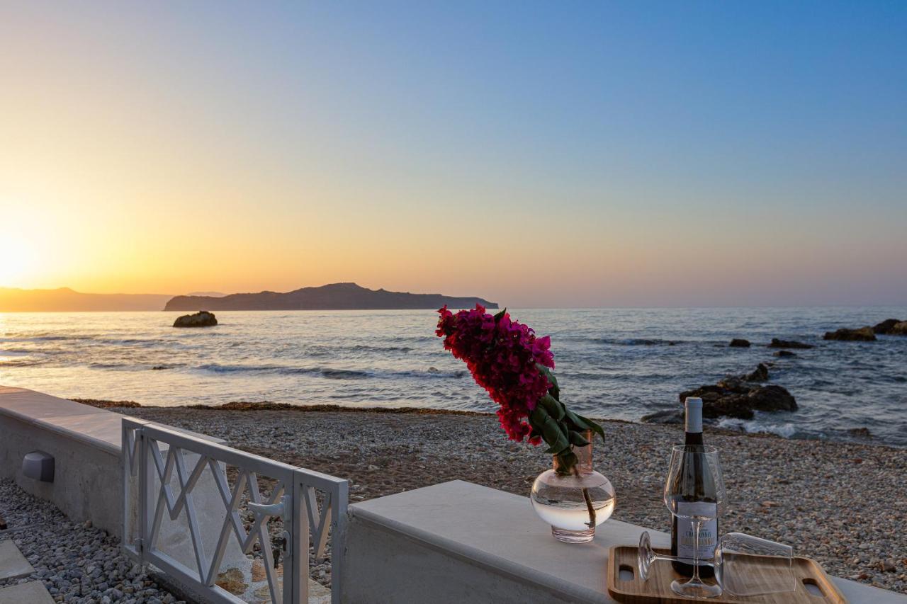 Villa Seashell -Wonderful Newly Renovated Villa On The Beach Galatás Екстериор снимка