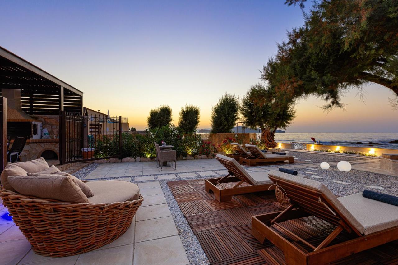 Villa Seashell -Wonderful Newly Renovated Villa On The Beach Galatás Екстериор снимка