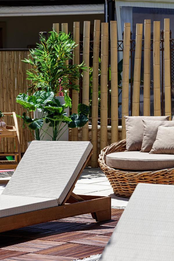 Villa Seashell -Wonderful Newly Renovated Villa On The Beach Galatás Екстериор снимка